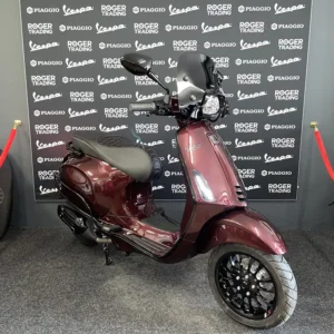 Vespa Sprint 50 - Moped - 2025 - Euro5 - Maserati Ponte Vecchio Bordeaux red